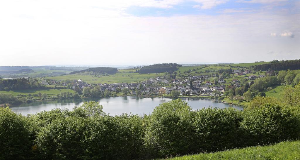 Apartmán Fewo-Eifel-Mediterran Schalkenmehren Pokoj fotografie